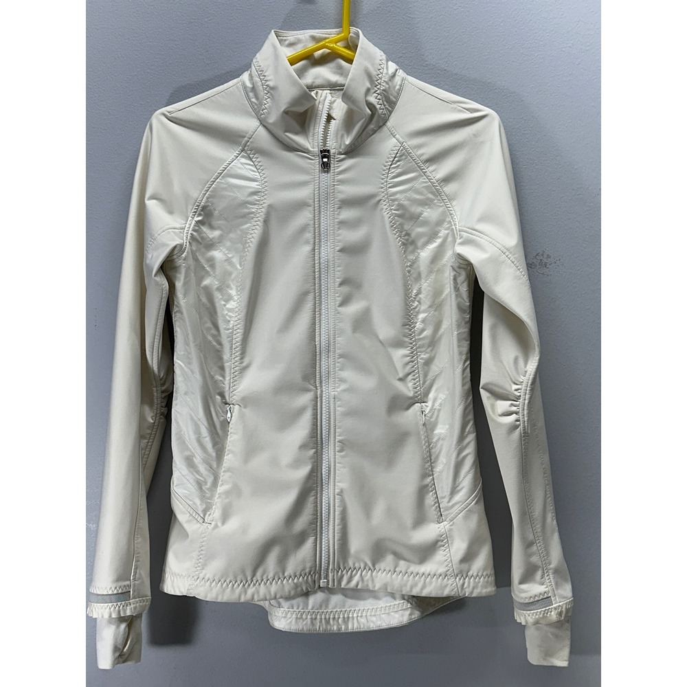 Lululemon White Ruffle Back Run Jacket Full Zip Slim Fit Size 6 Reflective Trim